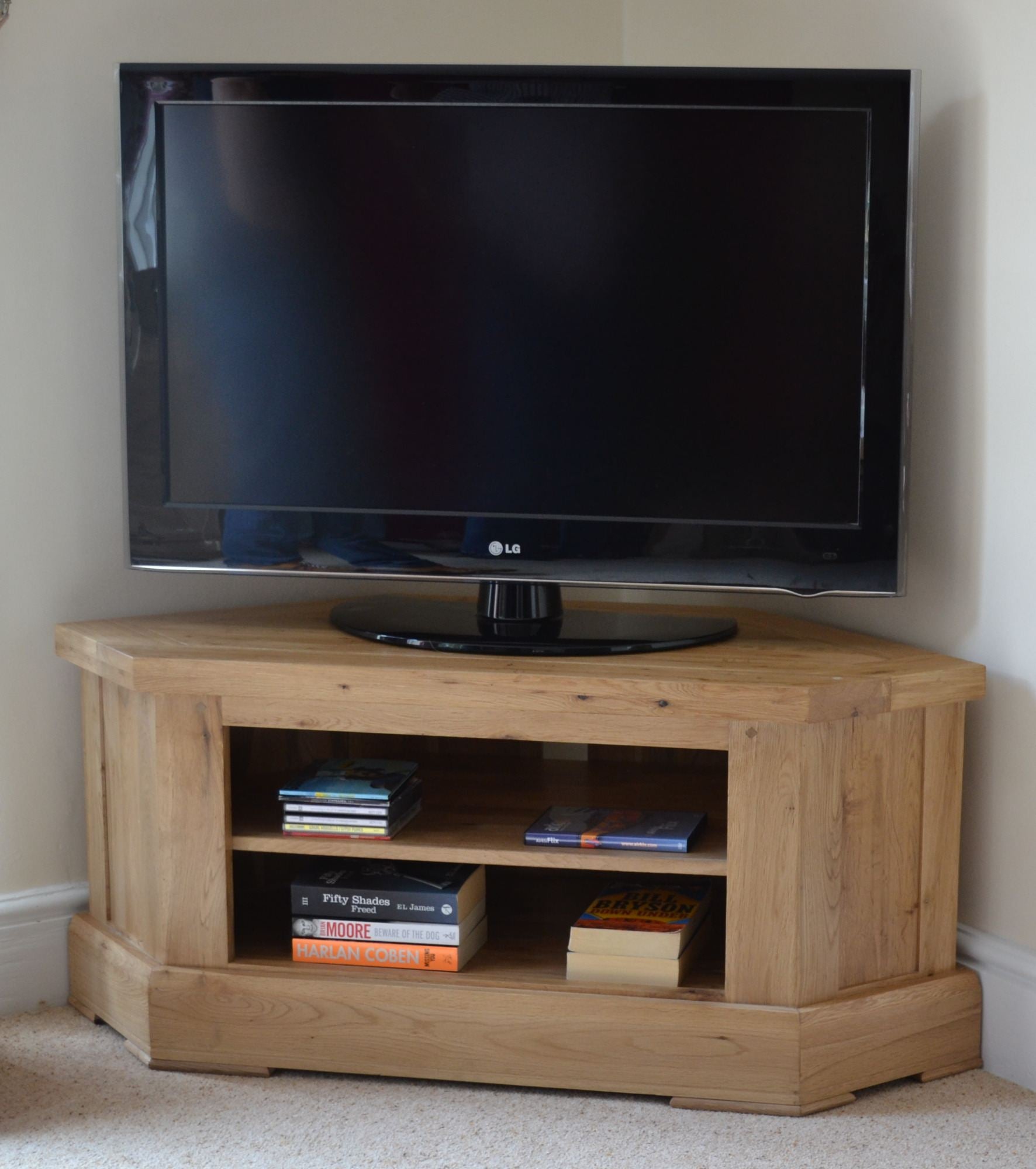 Wessex Oak Corner TV Unit | A Touch of Furniture Oxfordshire